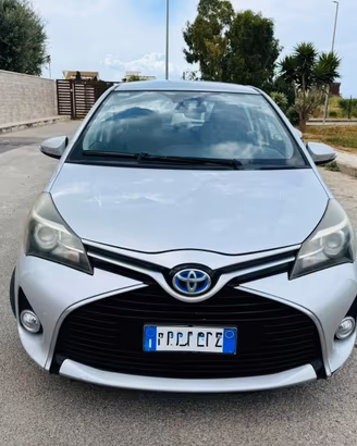 Toyota Yaris 2015 Ibrida - SOLO 55.000 KM -