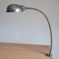 Lampada da tavolo  a morsetto stile industriale 
