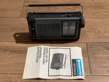 Radio Portatile SANYO AM/FM modello RP 6160A