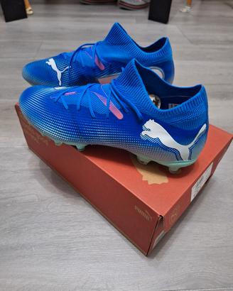 Scarpe da calcio Puma NUOVE, taglia 44.5