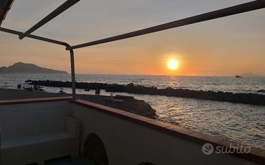 Casa sul mare con terrazzo panoramico vista capri