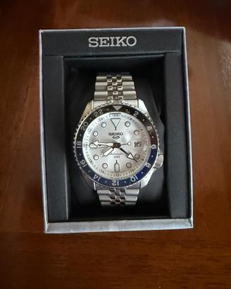 Seiko 5 sport gmt