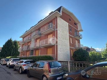 4 LOCALI A ROBASSOMERO