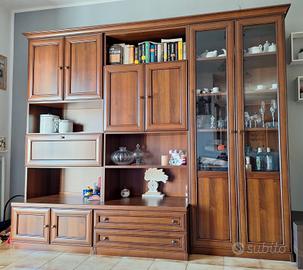 vetrina salotto in legno