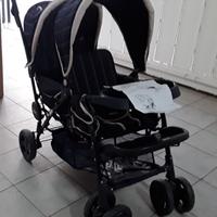 Passeggino gemellare Marca Chicco
