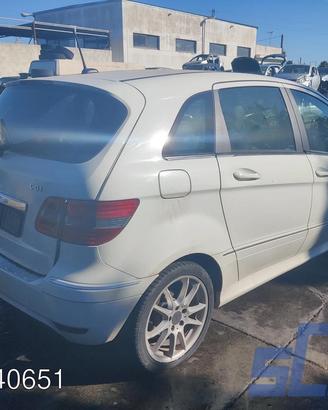 MERCEDES CLASSE B W245 B 200 CDI 140CV ricambi