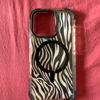 Cover magsafe “la casa de las caracas” iphone 16 p