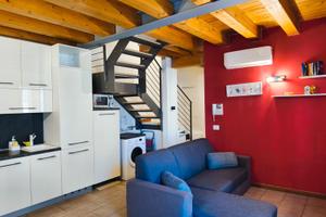 Trilocale arredato su due livelli