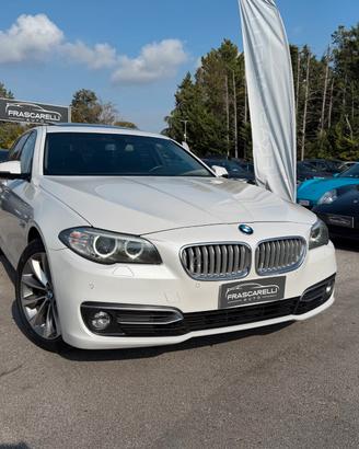 Bmw 530 530dA 258CV Touring Modern/TETTO/PELLE/NAV