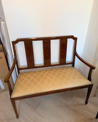 Salottino classico intarsiato stile neoclassico
