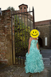 Abito elegante con rouches