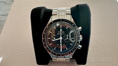 Omega Speedmaster Moonwatch esalite anno 2020