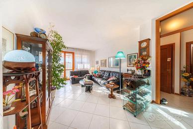 Appartamento Livorno [3676VRG]