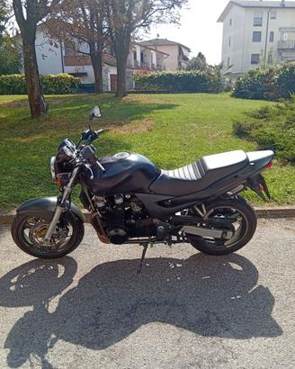 Kawasaki zr7