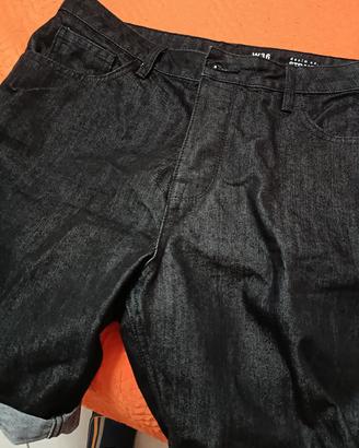 Pantaloncini jeans nero lucido