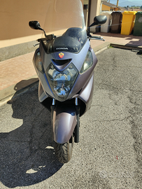 Honda Silver Wing 400