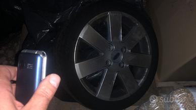 cerchi lega ford fiesta 16"