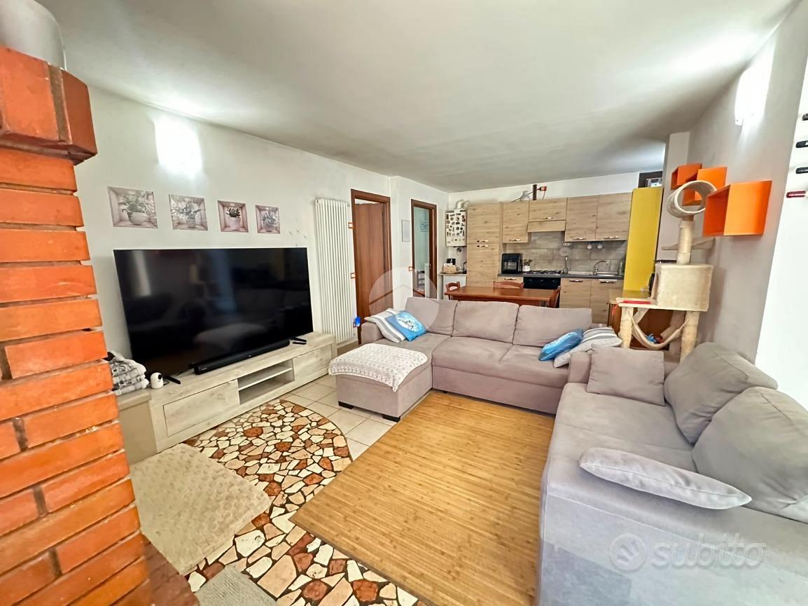3 LOCALI A COSTERMANO - Vista 3