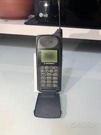 Motorola 8900