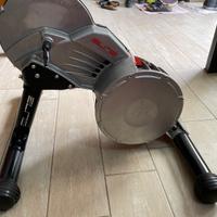 Rullo per allenamento indoor a tecnologia fluida.