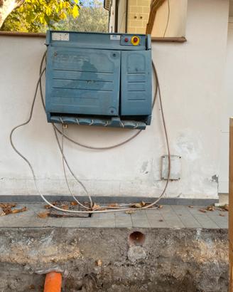 Quadri elettrici e prese uso interni ed esterni