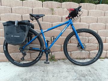 surly Karate Monkey taglia M