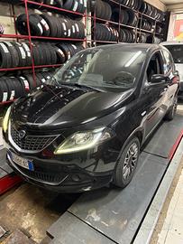 Lancia Ypsilon 1.2 69 CV 5 porte GPL Ecochic Gold