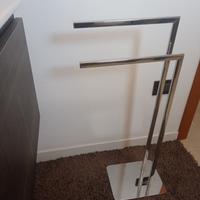 Porta asciugamani da terra 