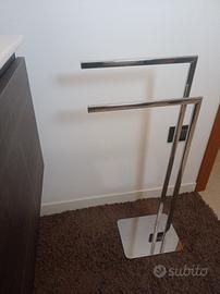 Porta asciugamani da terra 