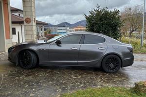 MASERATI GHIBLI 250 CAVALLI ALLESTIMENTO MODENA