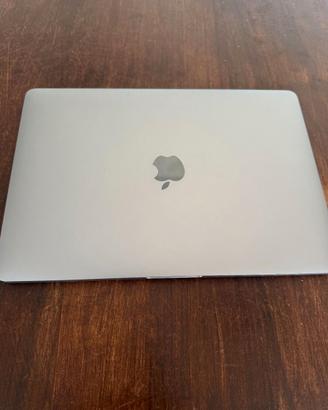 Macbook Pro "13 2017 Touch Bar 3.1GHz-8gb-256