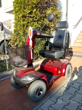 Carrozzina scooter elettrico come nuovo
 in vendita a Gatteo