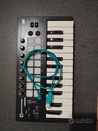 Novation launchkey mini controller midi