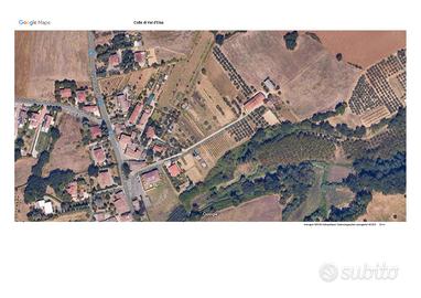 Piccolo podere, abitazione ed annessi con terreni