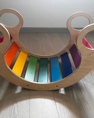 Dondolo arcobaleno