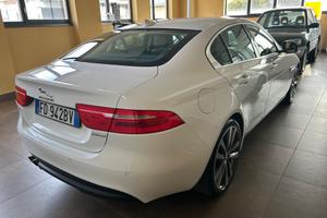 Jaguar XE 2.0 D Turbo aut. Portfolio