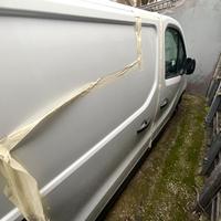 FIANCATA DESTRA COMPLETA RENAULT TRAFIC 2024