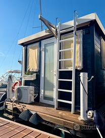HOUSEBOAT IN MENSILE AD ALGHERO