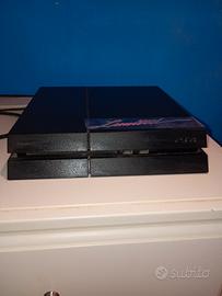 PlayStation 4 Fat + joystick originale + 6 giochi
