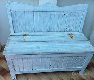 Panca in  legno massello