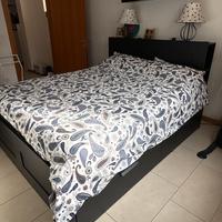 Letto matrimoniale con cassetti Ikea e materasso