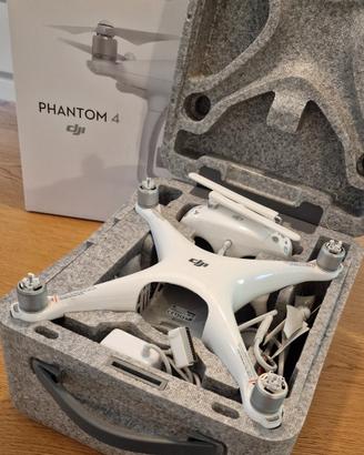 DJI PHANTOM 4