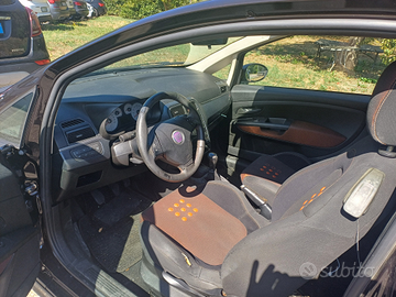 Grande punto 1400 t_jet