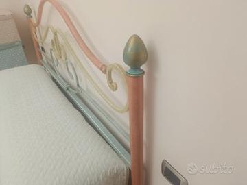 letto in ferro battuto senza doghe 