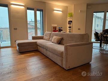 Divano estraibile con penisola - Divani&Divani