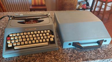 macchina da scrivere Antares compact 26