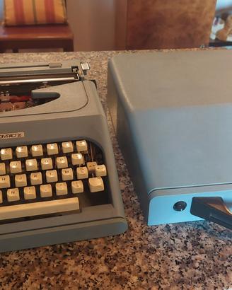 macchina da scrivere Antares compact 26