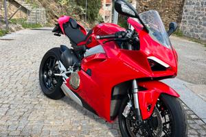 Ducati Panigale v4 2018
