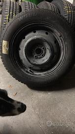 ruote complete invernali 215/60 R16