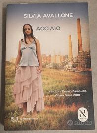 libro "Acciao" di Silvia Avallone
